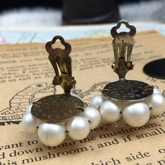 Vintage Pearl & Aurora Borealis Cluster Earrings - Picture 2 of 5